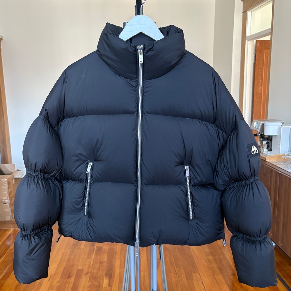 Moose Knuckles Black Puffer Jacket